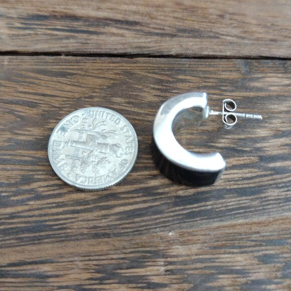 Silpada Sterling Silver Onyx Inlay Earrings - Picture 7 of 7